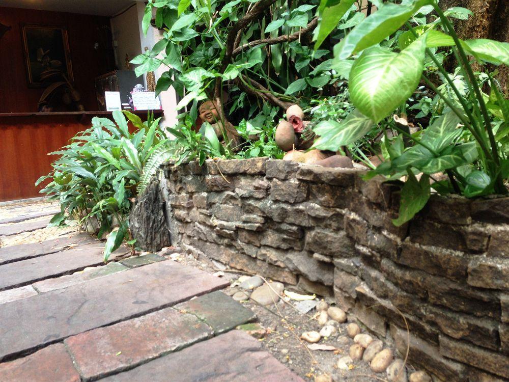 Mango Lagoon Place Banguecoque Exterior foto